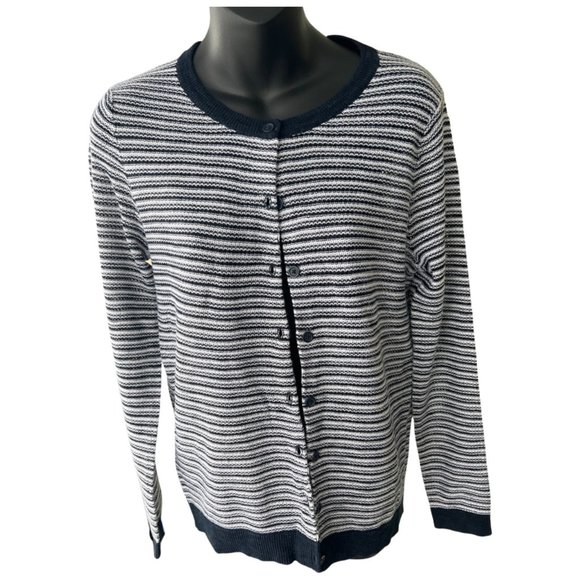 🌸4/$20🌸 Striped Lightweight Button Cardigan - Picture 7 of 10